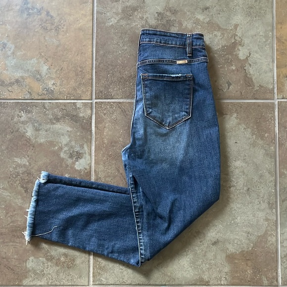 Women’s KanCan raw edge ripped jeans, size 27 good condition lightly worn - Picture 3 of 7